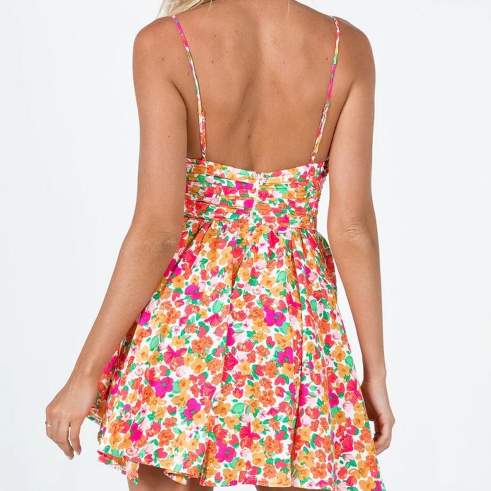 Sundress - Picture 2 of 2
